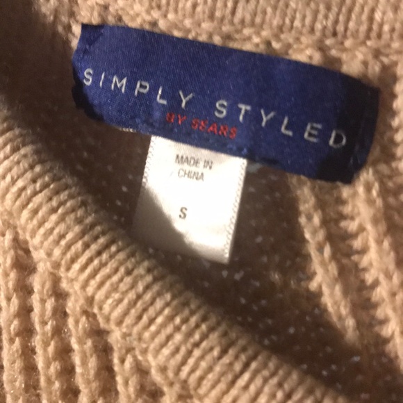 Sweater - Picture 3 of 3